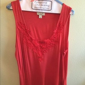 Like new sleeveless red top